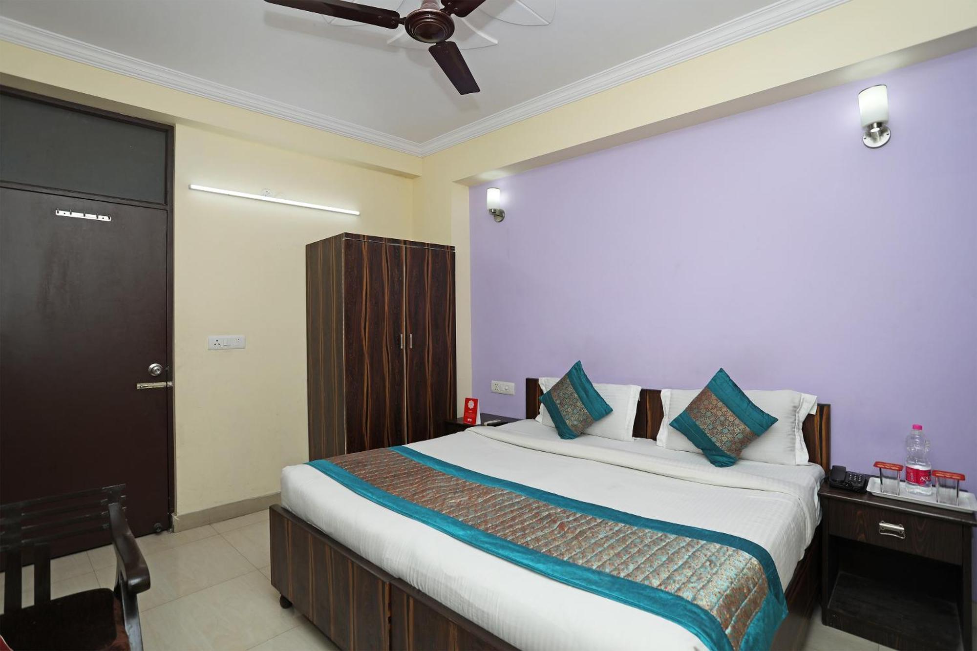 Hotel O Mahipalpur Inn Új-Delhi Kültér fotó
