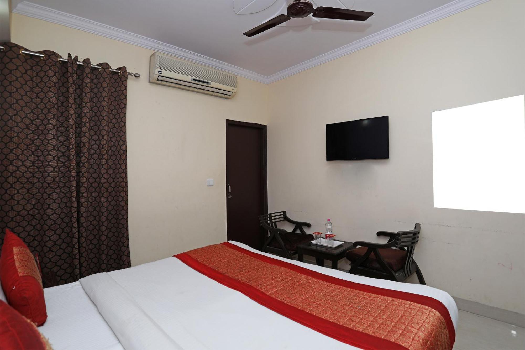 Hotel O Mahipalpur Inn Új-Delhi Kültér fotó