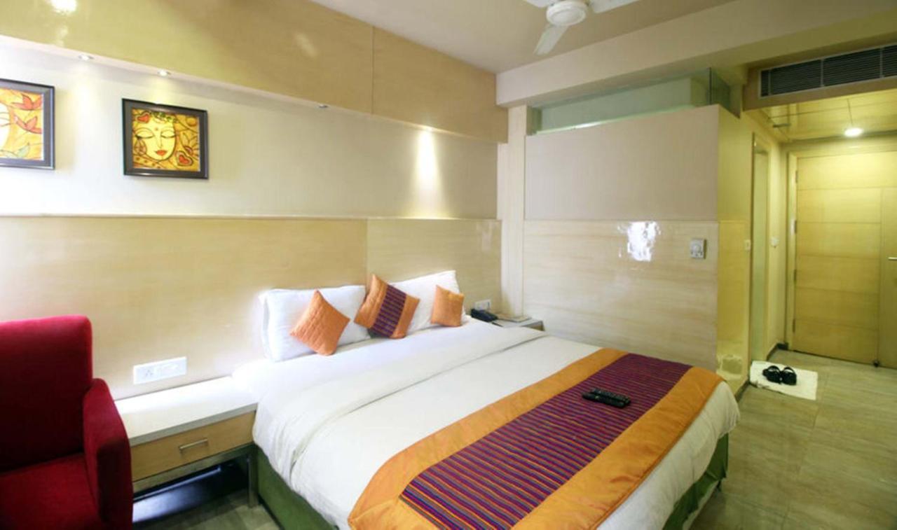 Hotel O Mahipalpur Inn Új-Delhi Kültér fotó